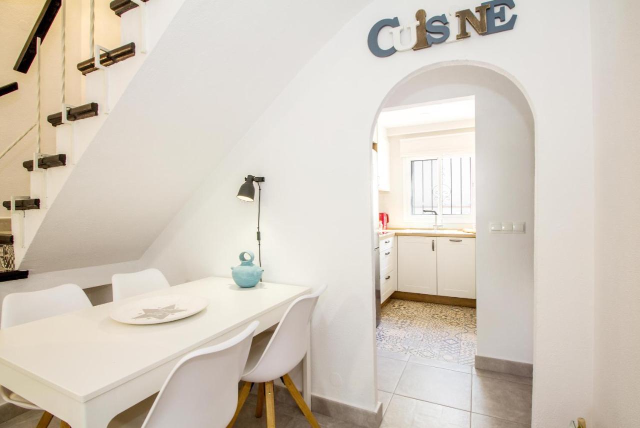 Perfectly Located Beachside Apartment In Elviria Марбелья Экстерьер фото