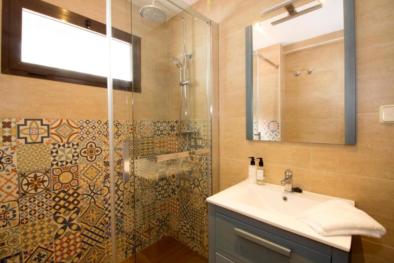 Perfectly Located Beachside Apartment In Elviria Марбелья Экстерьер фото