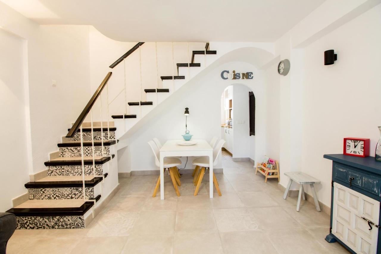 Perfectly Located Beachside Apartment In Elviria Марбелья Экстерьер фото